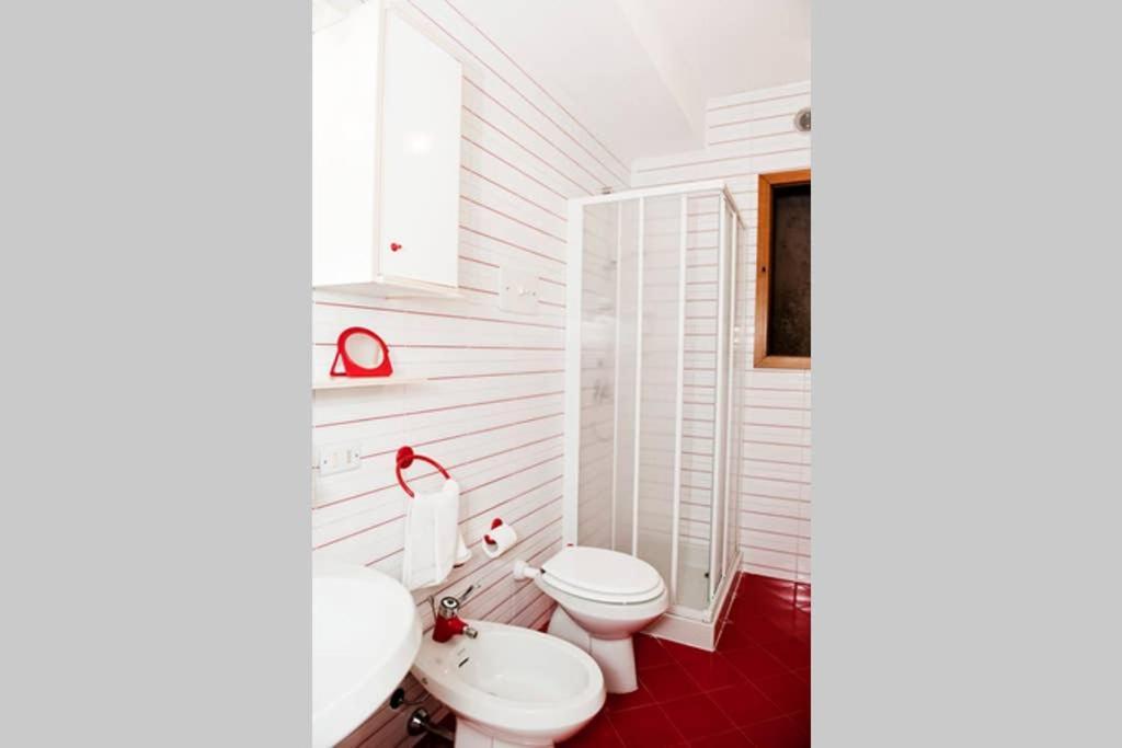 Casa Facchinetti Orange Apartment Malcesine Bagian luar foto